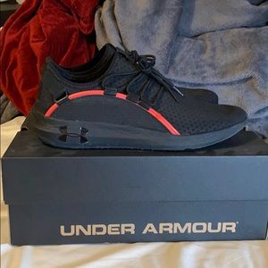 Under Armour Railfit sneakers- size 11